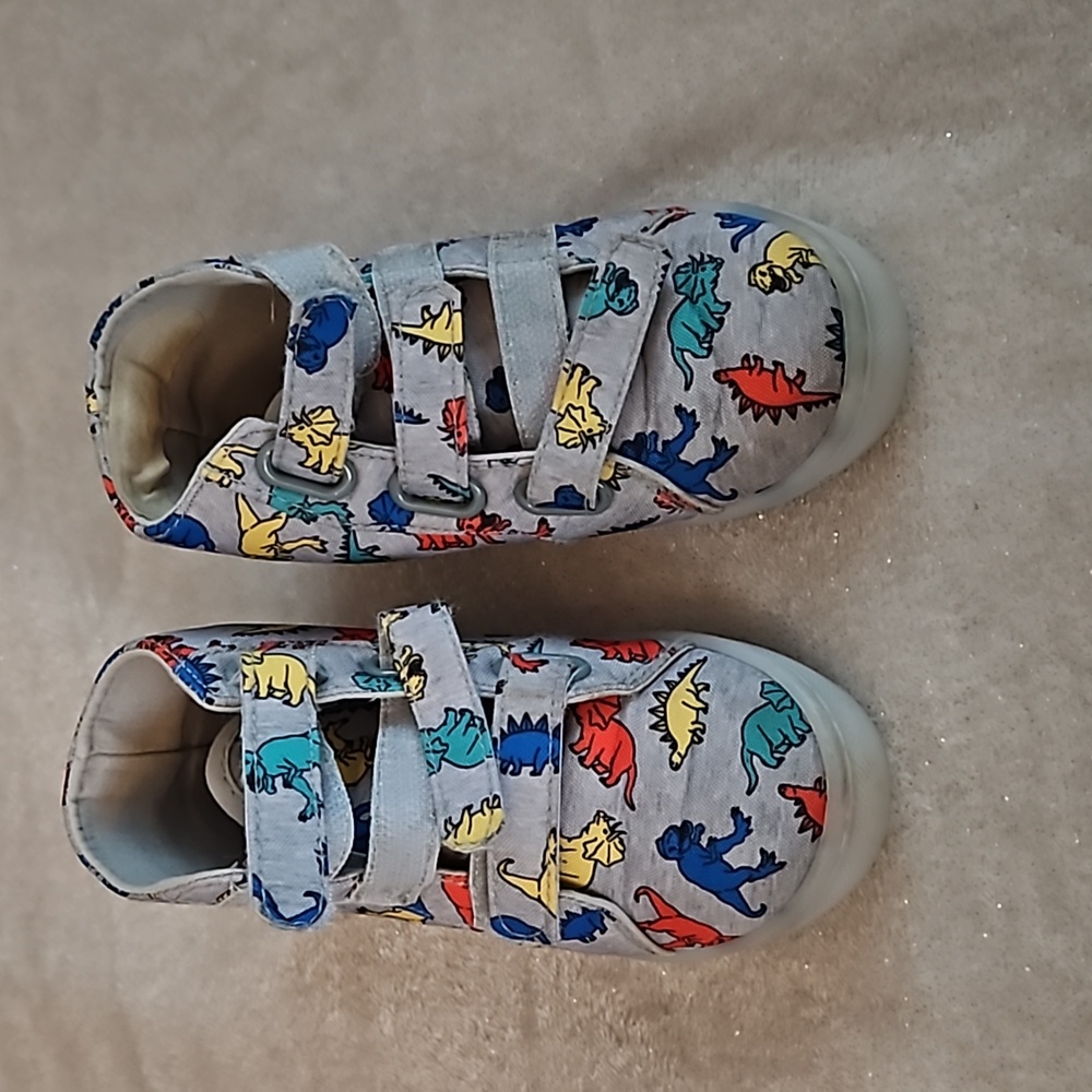 Dino high tops